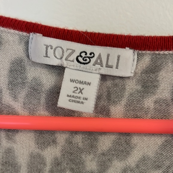 Roz & Ali Leopard Print Button Up Sweater - Picture 2 of 4